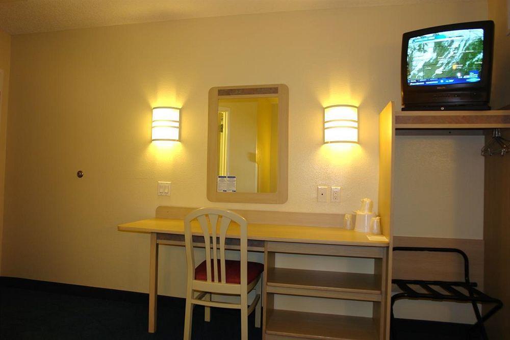 Motel 6-Portsmouth, Nh ภายนอก รูปภาพ