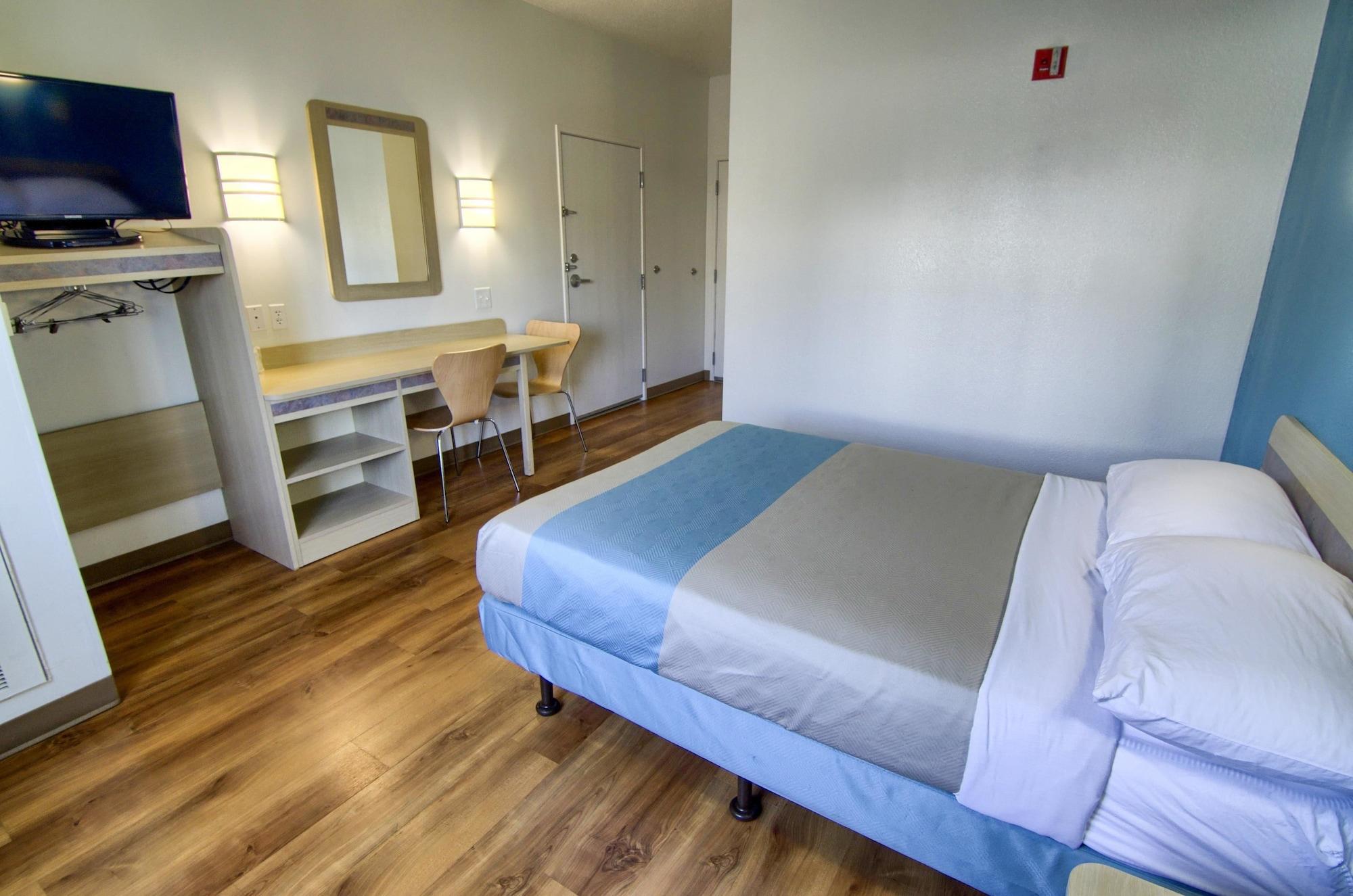 Motel 6-Portsmouth, Nh ภายนอก รูปภาพ